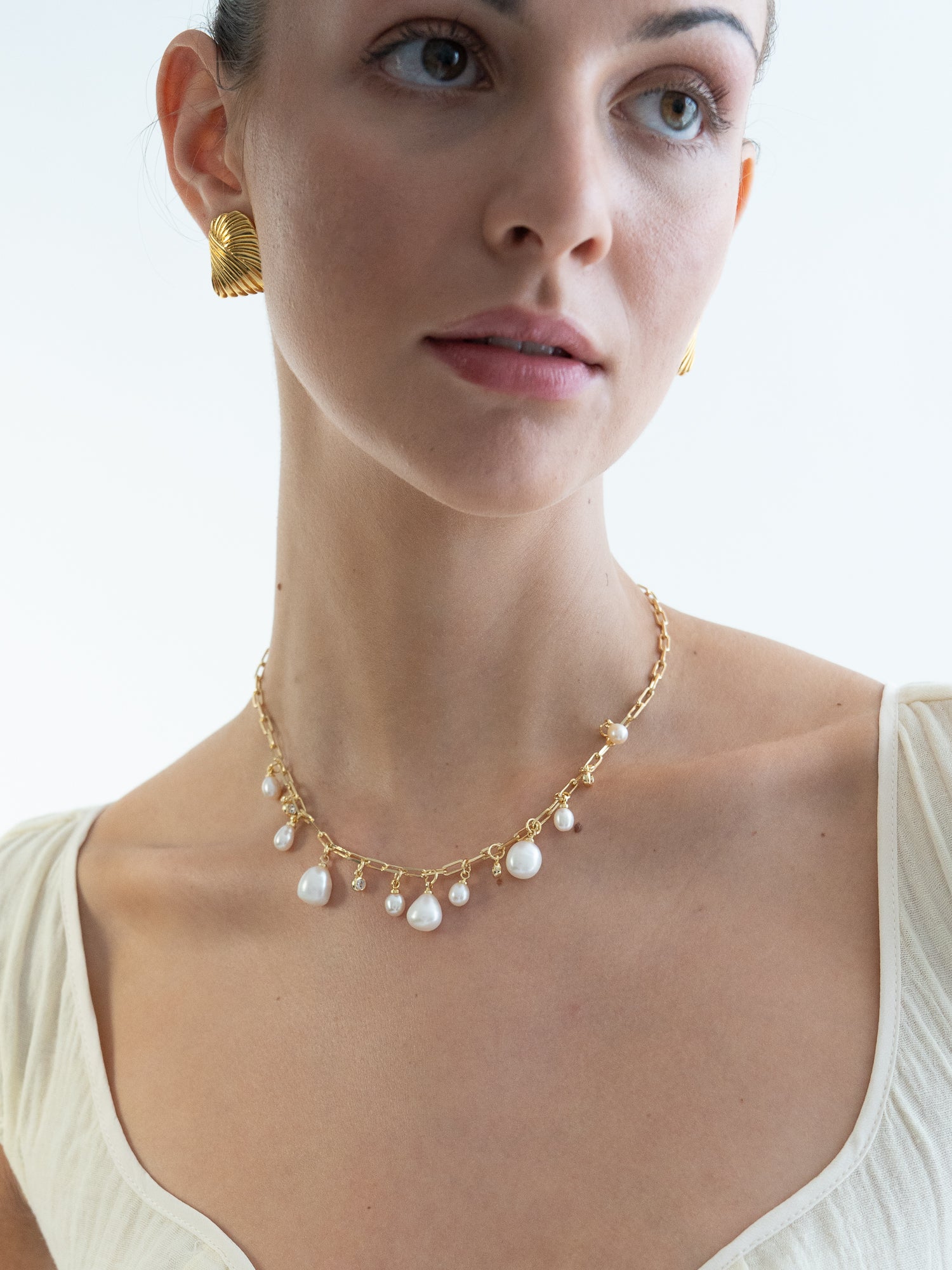 Isla Fresh Water Pearl Necklace