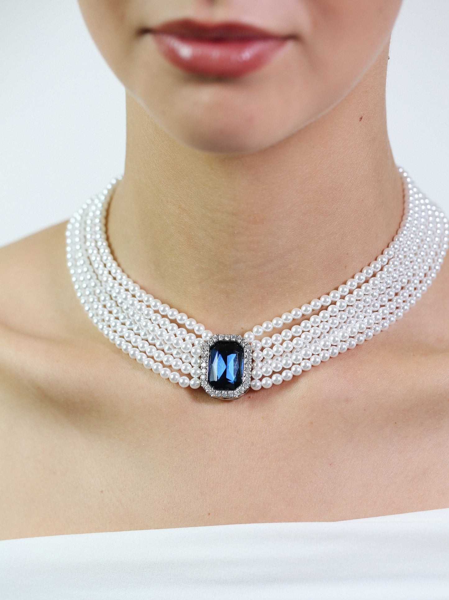 Victoria Pearl Ladies Choker