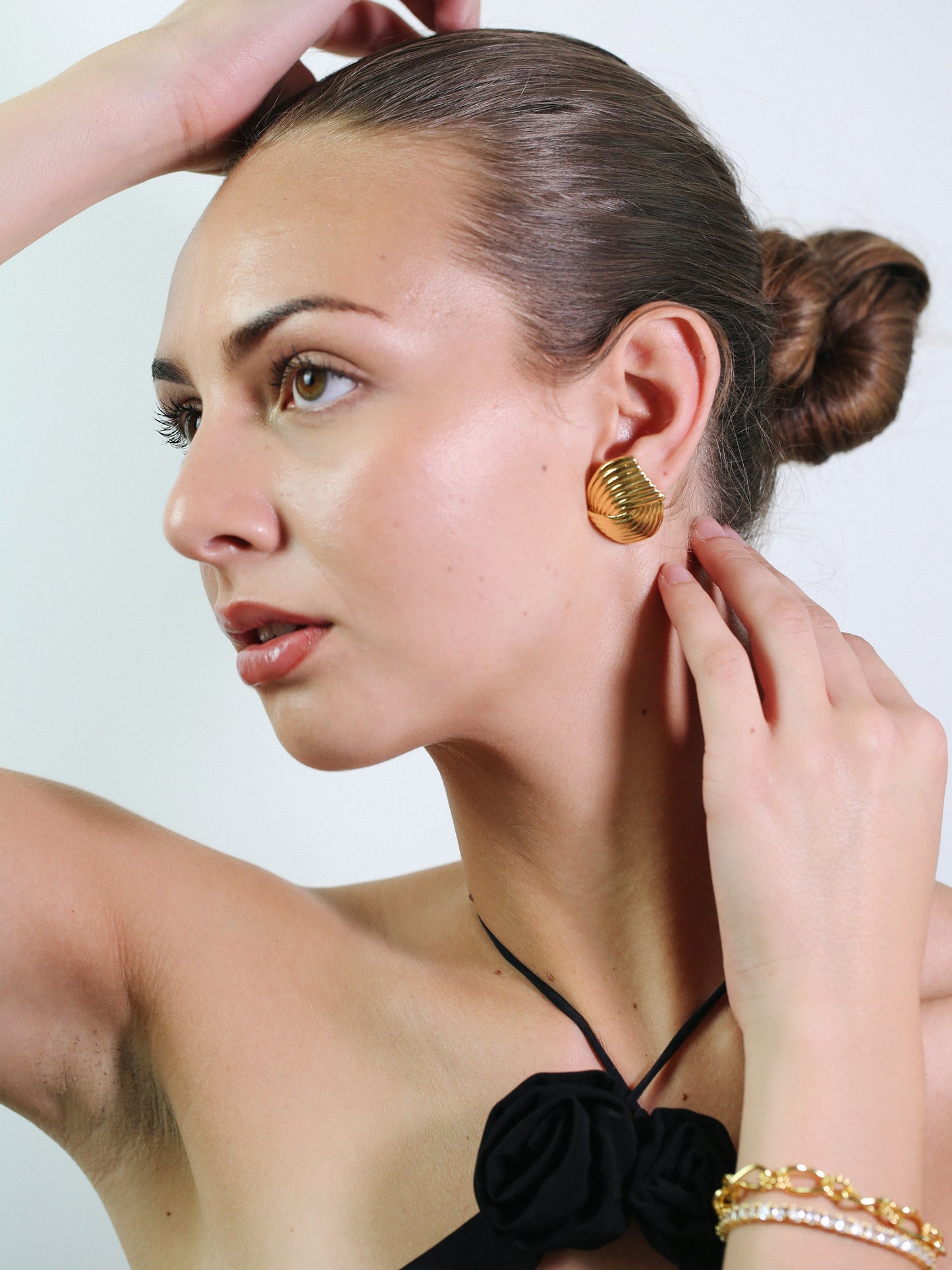 Ripple Oversized Ear Studs