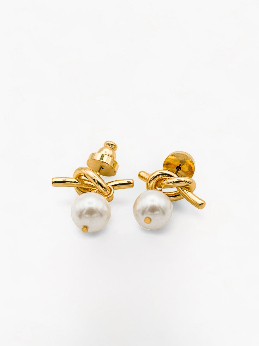 Adeline Knot Pearl Earrings