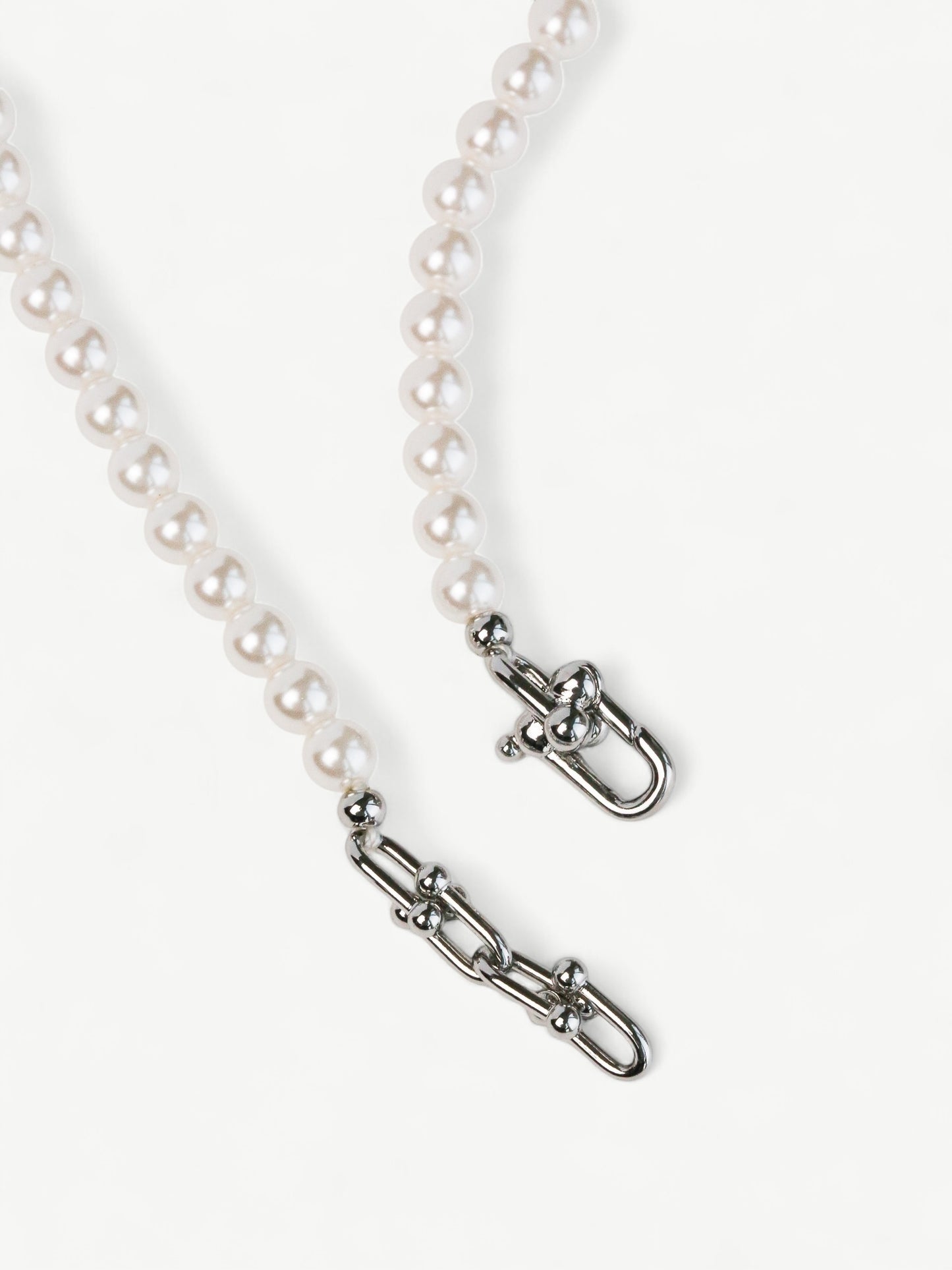 Blake Pearl Necklace