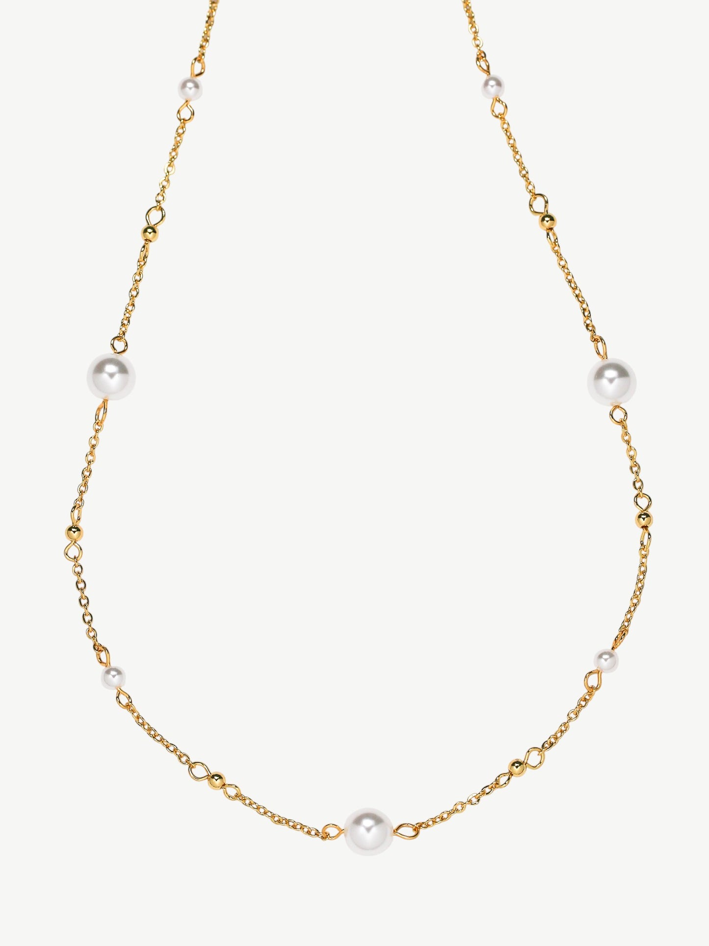 Classic Tin Cup Pearl Necklace