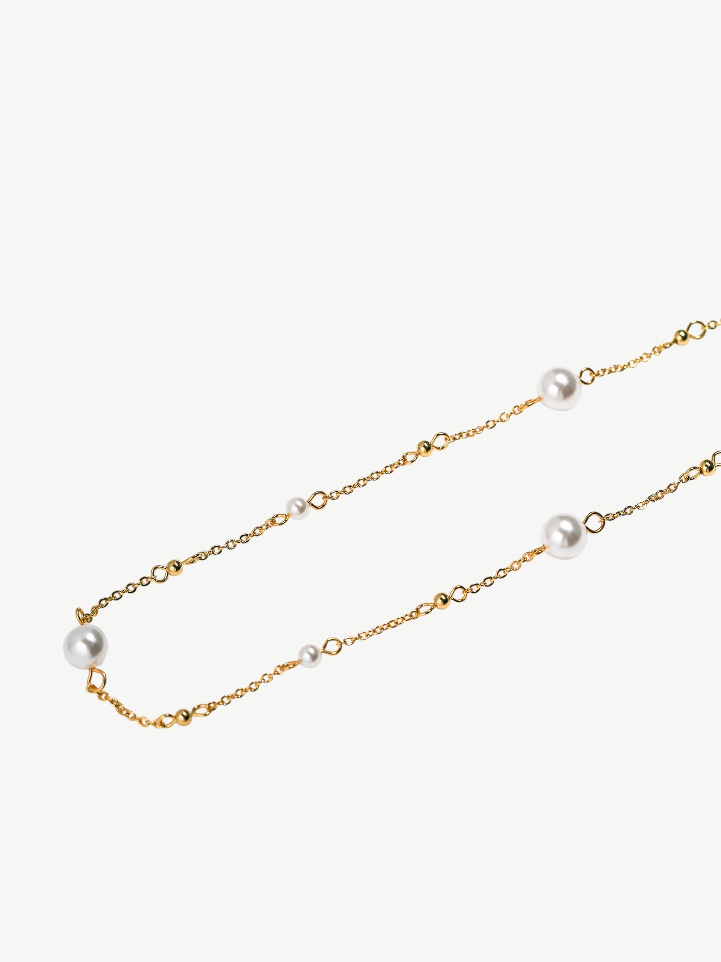 Classic Tin Cup Pearl Necklace