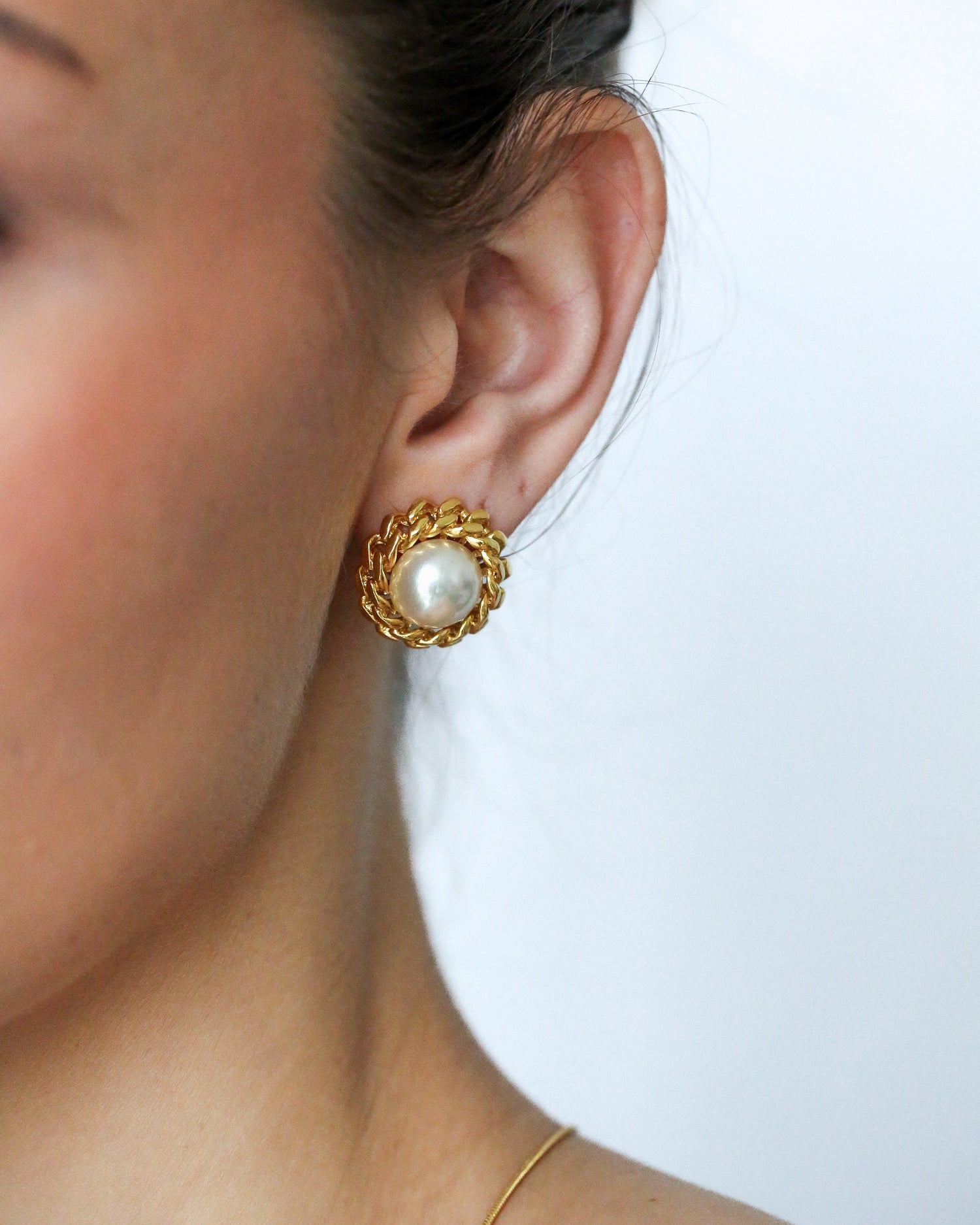 Arabella Pearl Clip On Studs