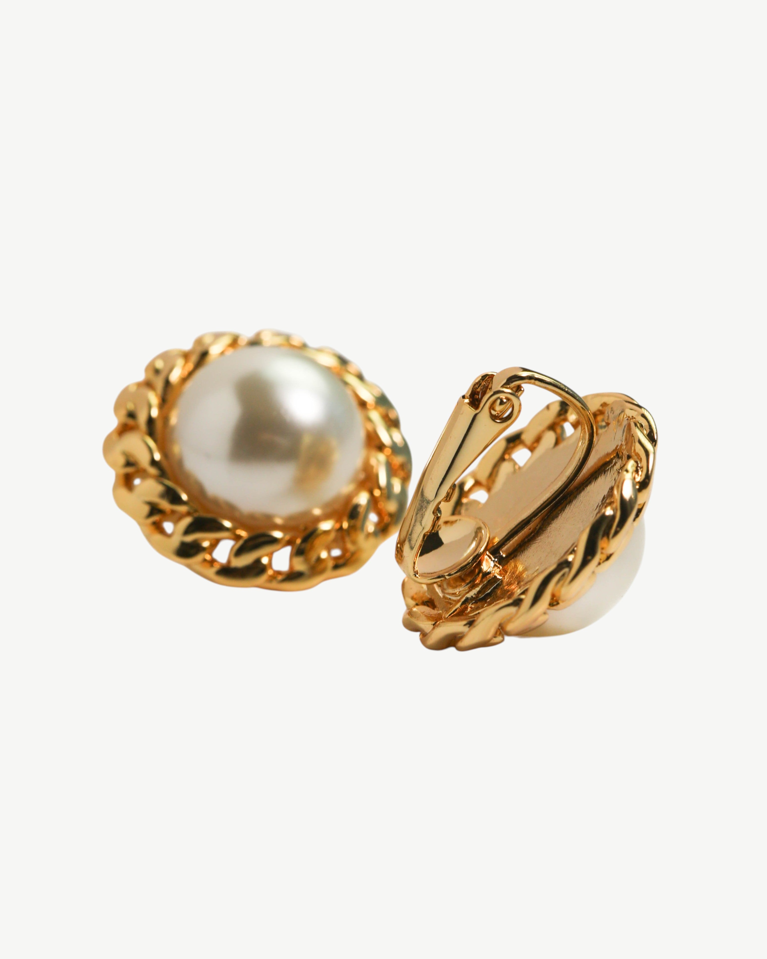 Arabella Pearl Clip On Studs
