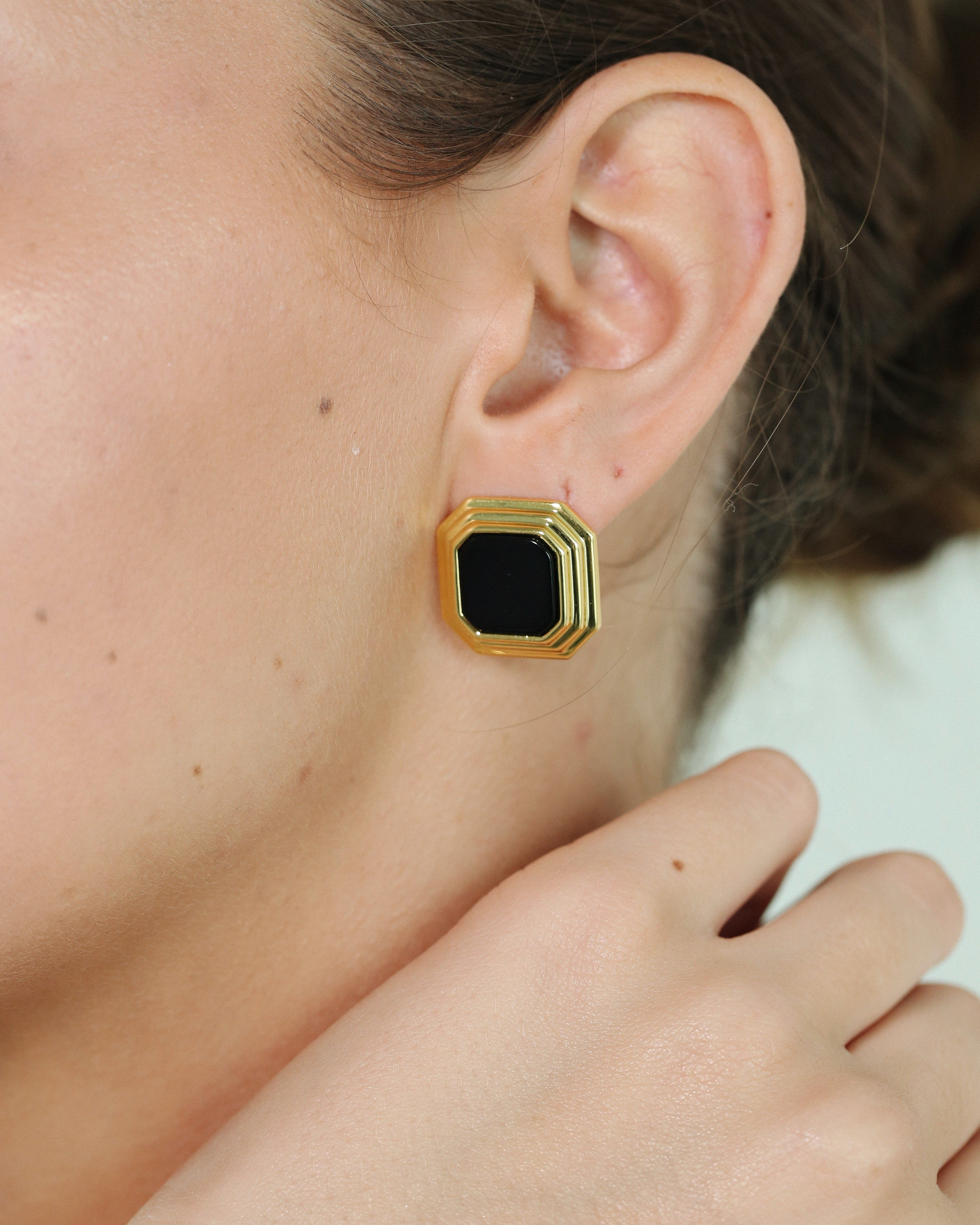 Onyx Deco Studs