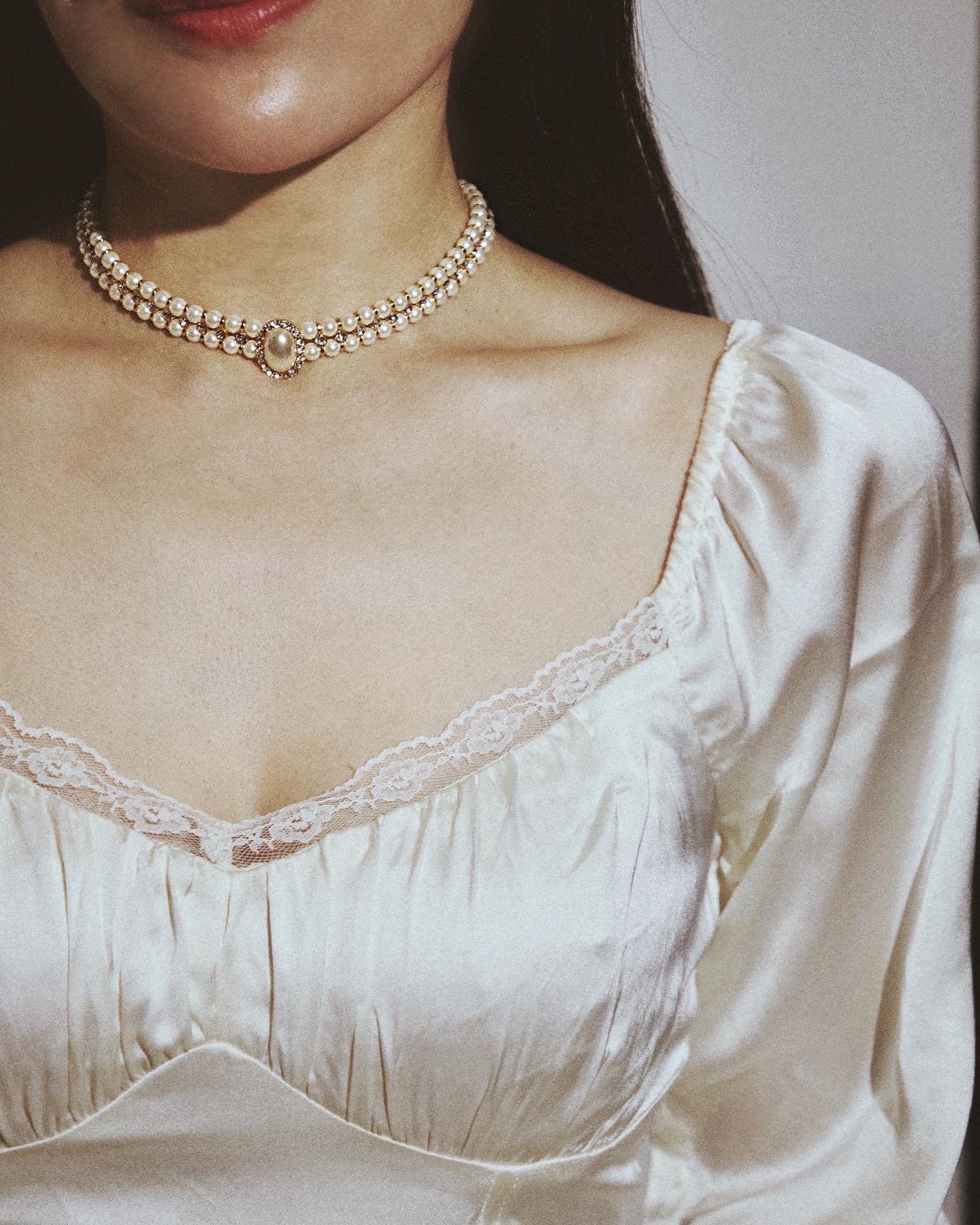 Amelia Pearl Ladies Choker
