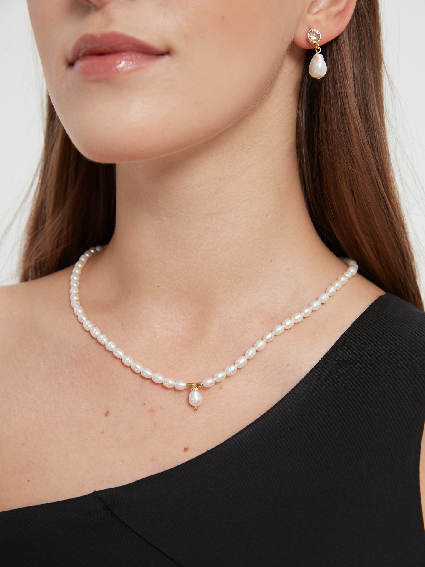 Mila Fresh Water Pearl Choker