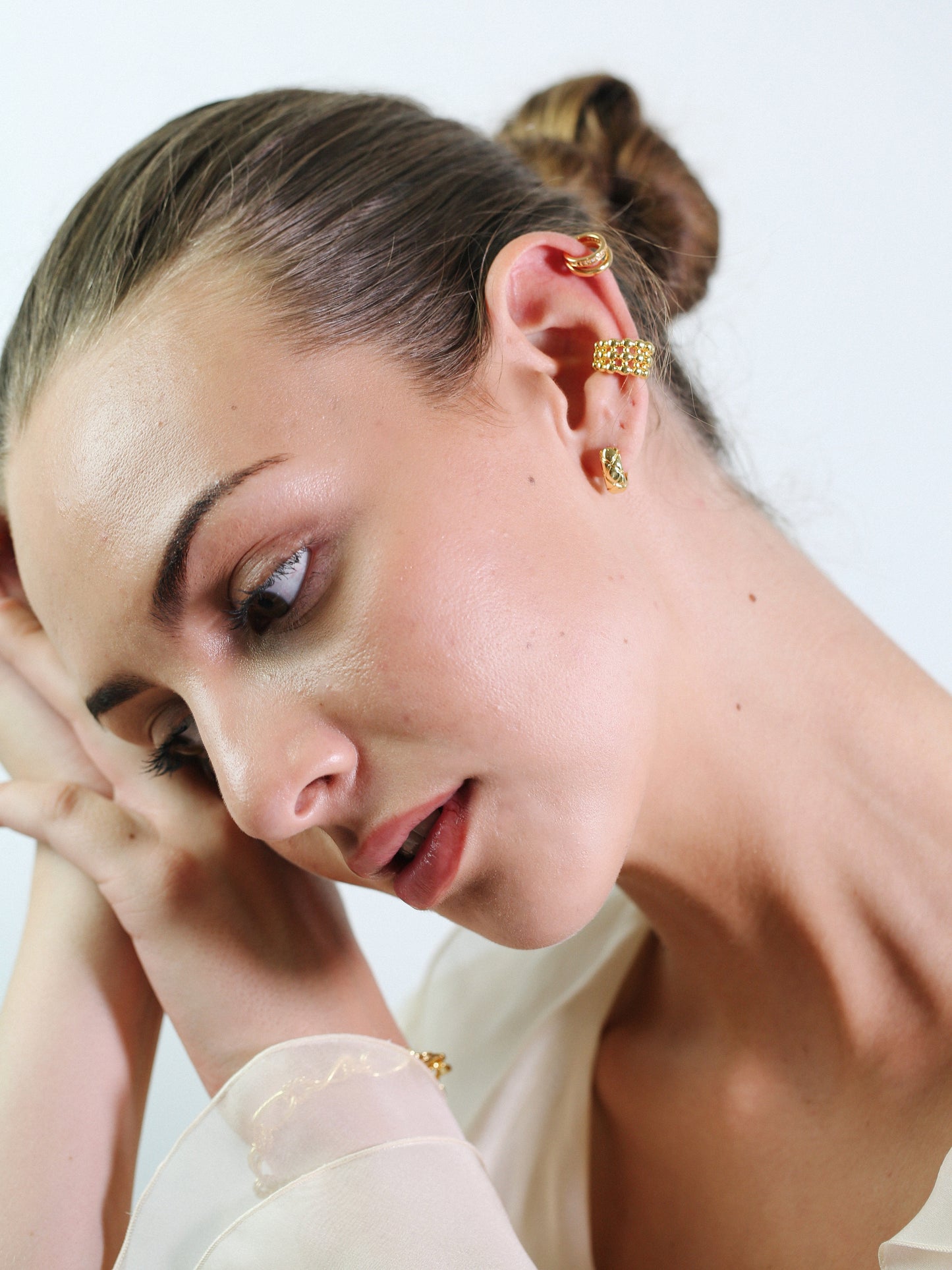 Bubbli Ear Cuff
