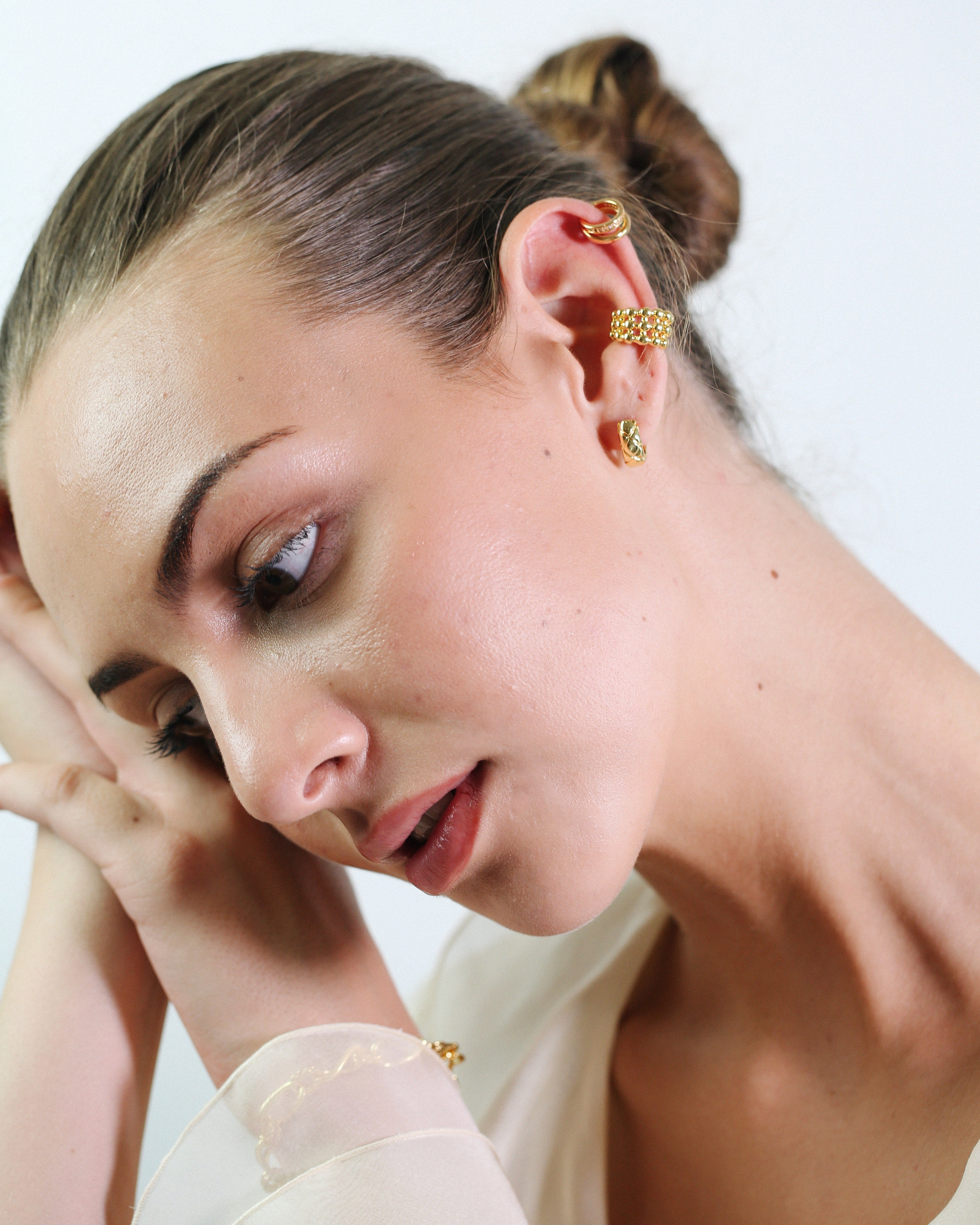 Bubbli Ear Cuff
