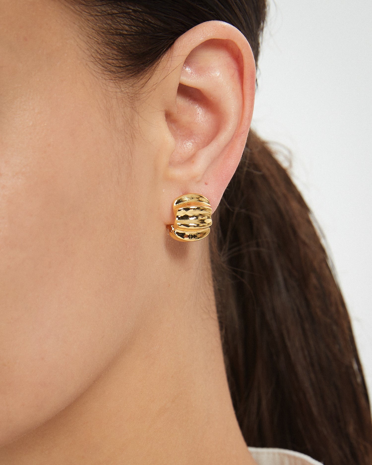 Ribbed Small Hoops