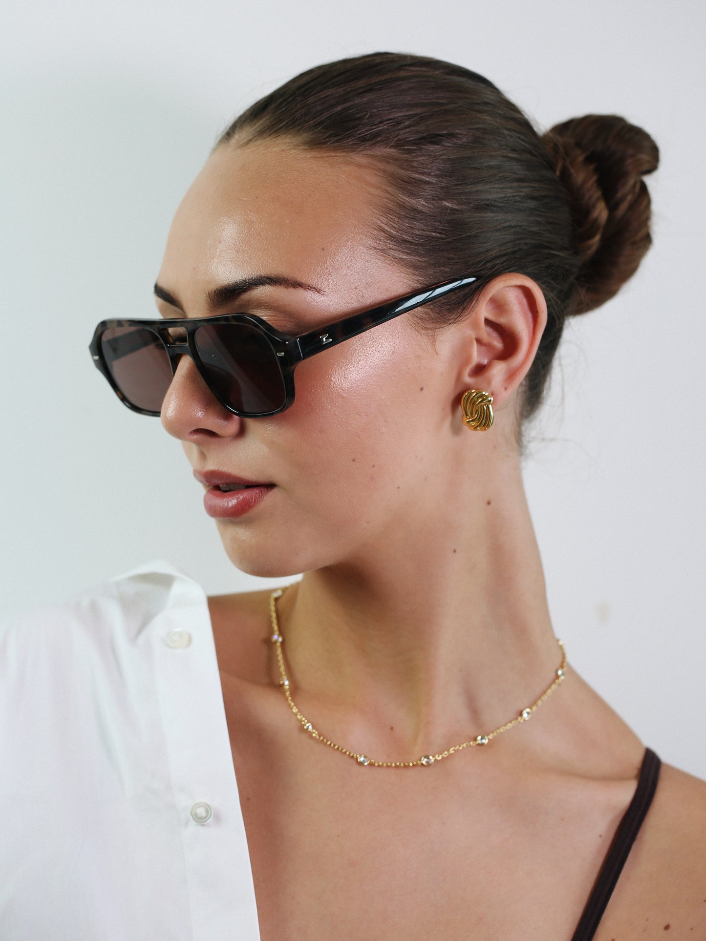 Ridge Knot Stud Earrings