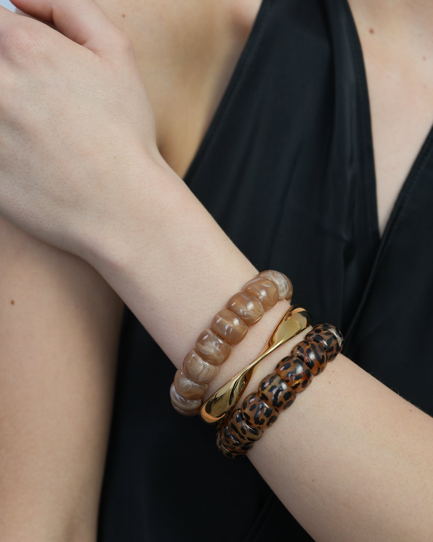 Twist Sculpt Cuff