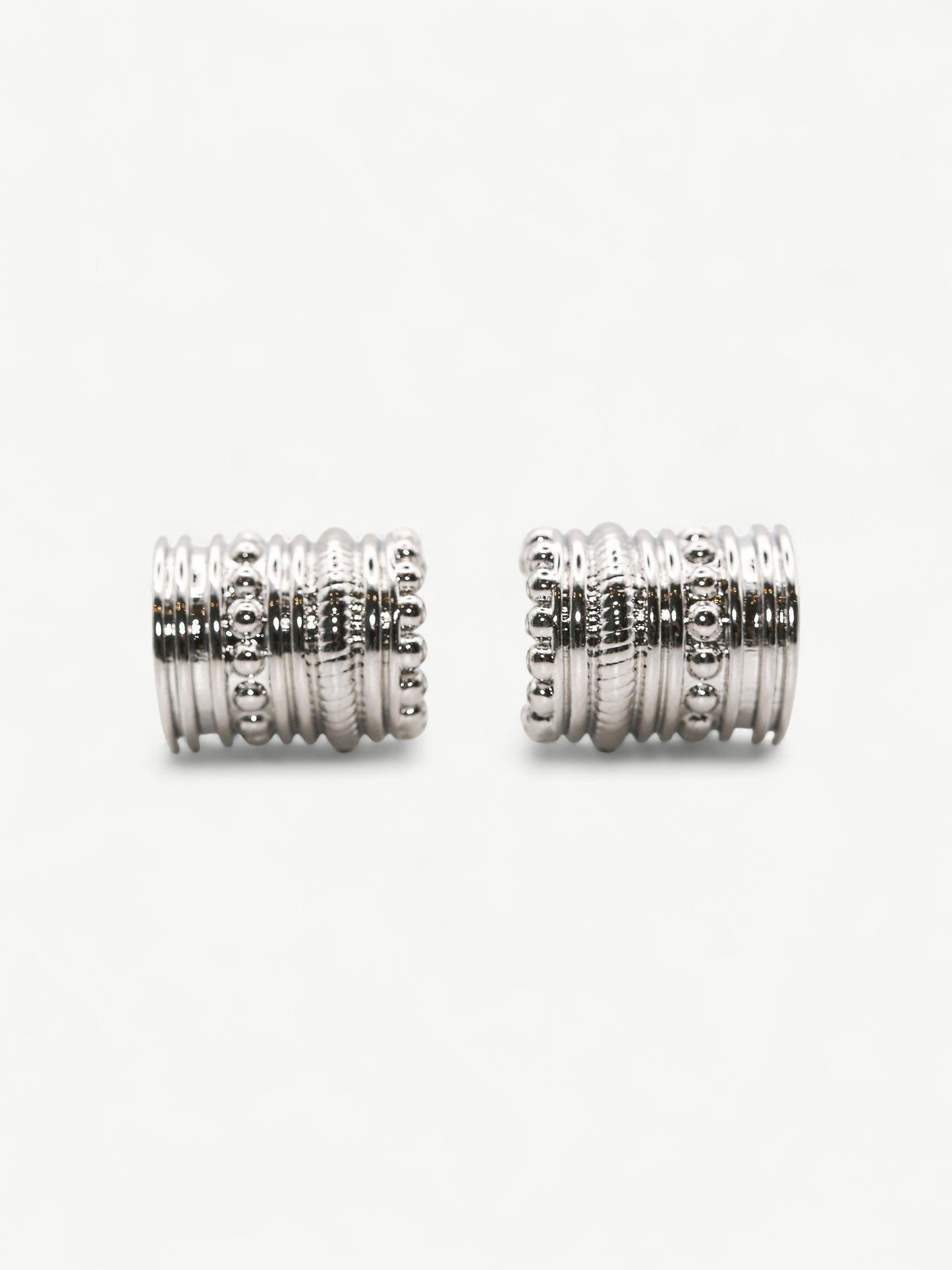 Orbis Studs