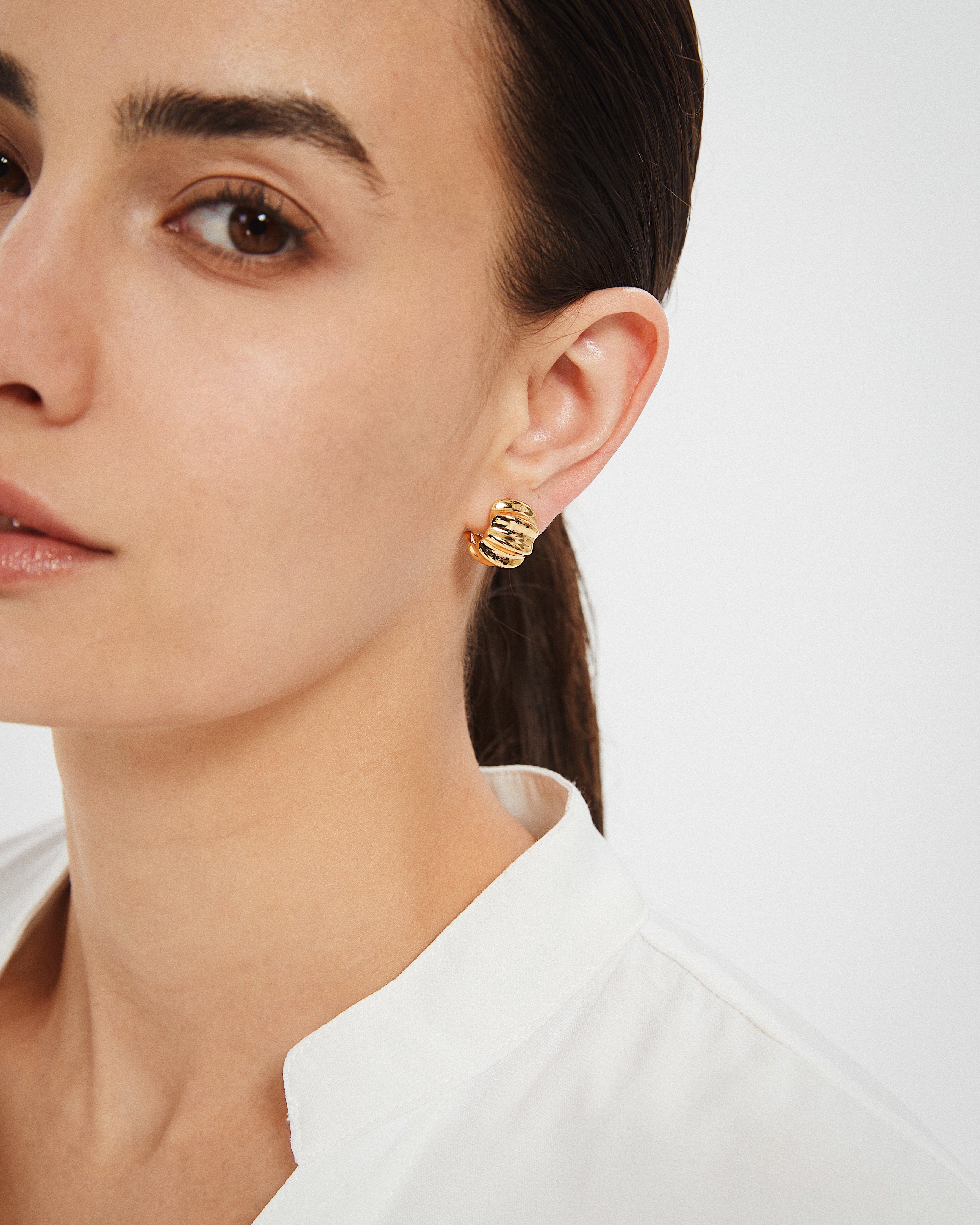 Ribbed Small Hoops