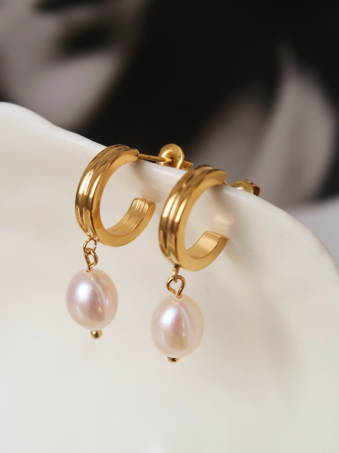 Fresh Water Pearl Drop Earrings