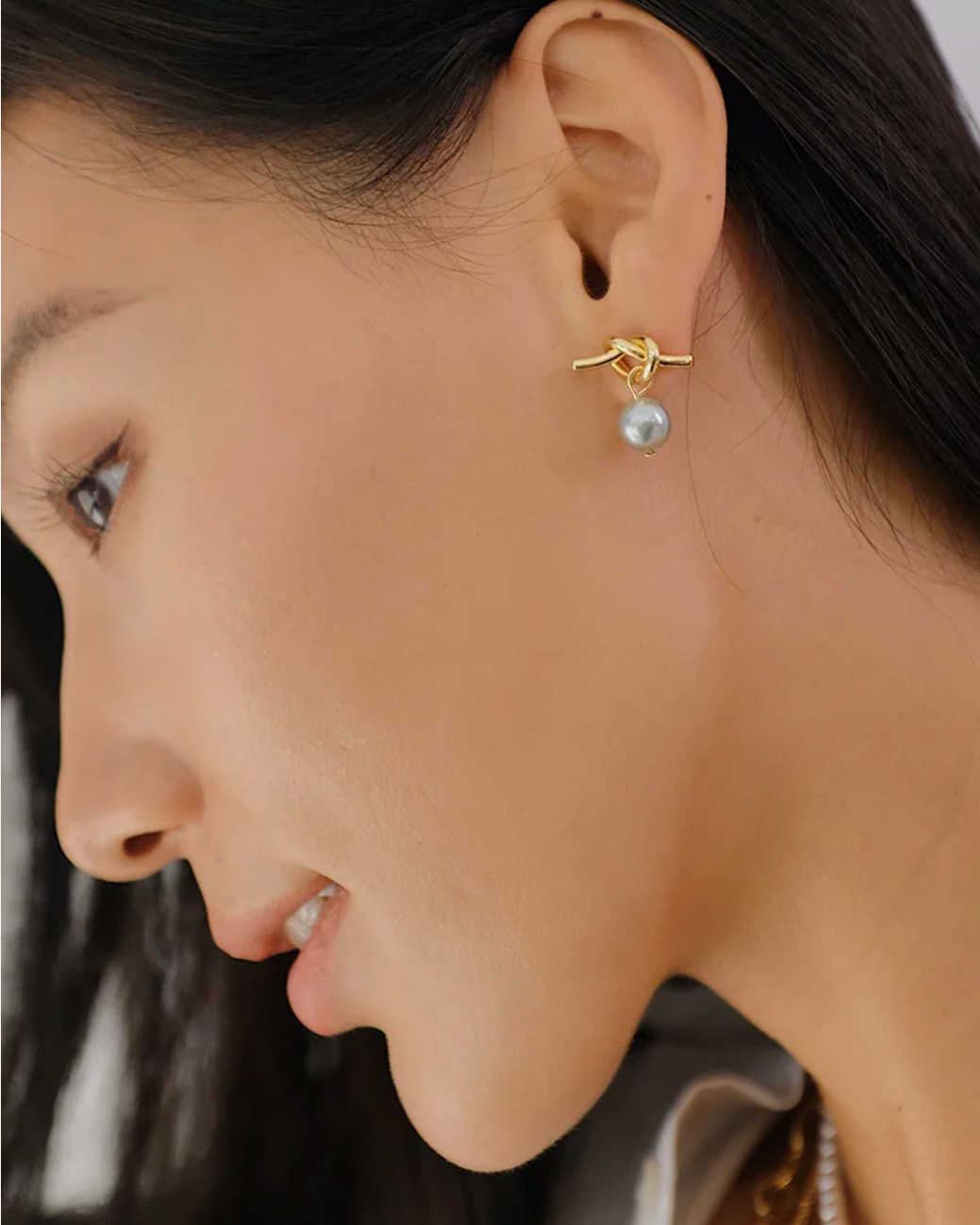 Adeline Knot Pearl Earrings