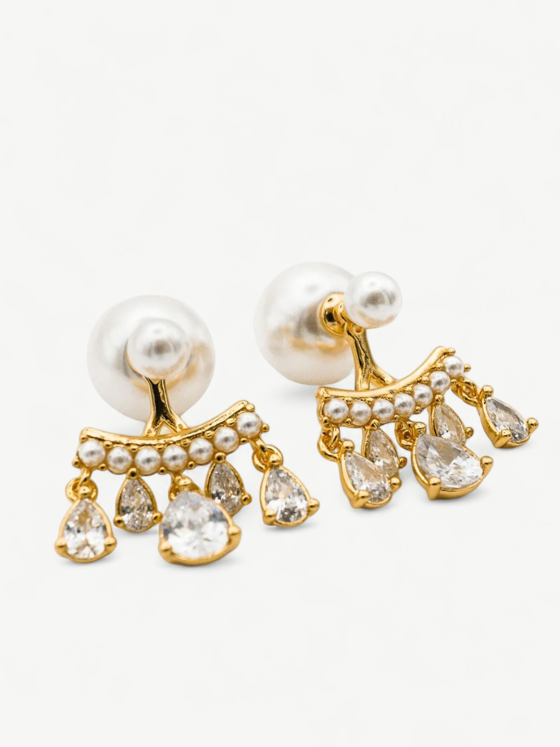 Elizabeth Pearl Earrings