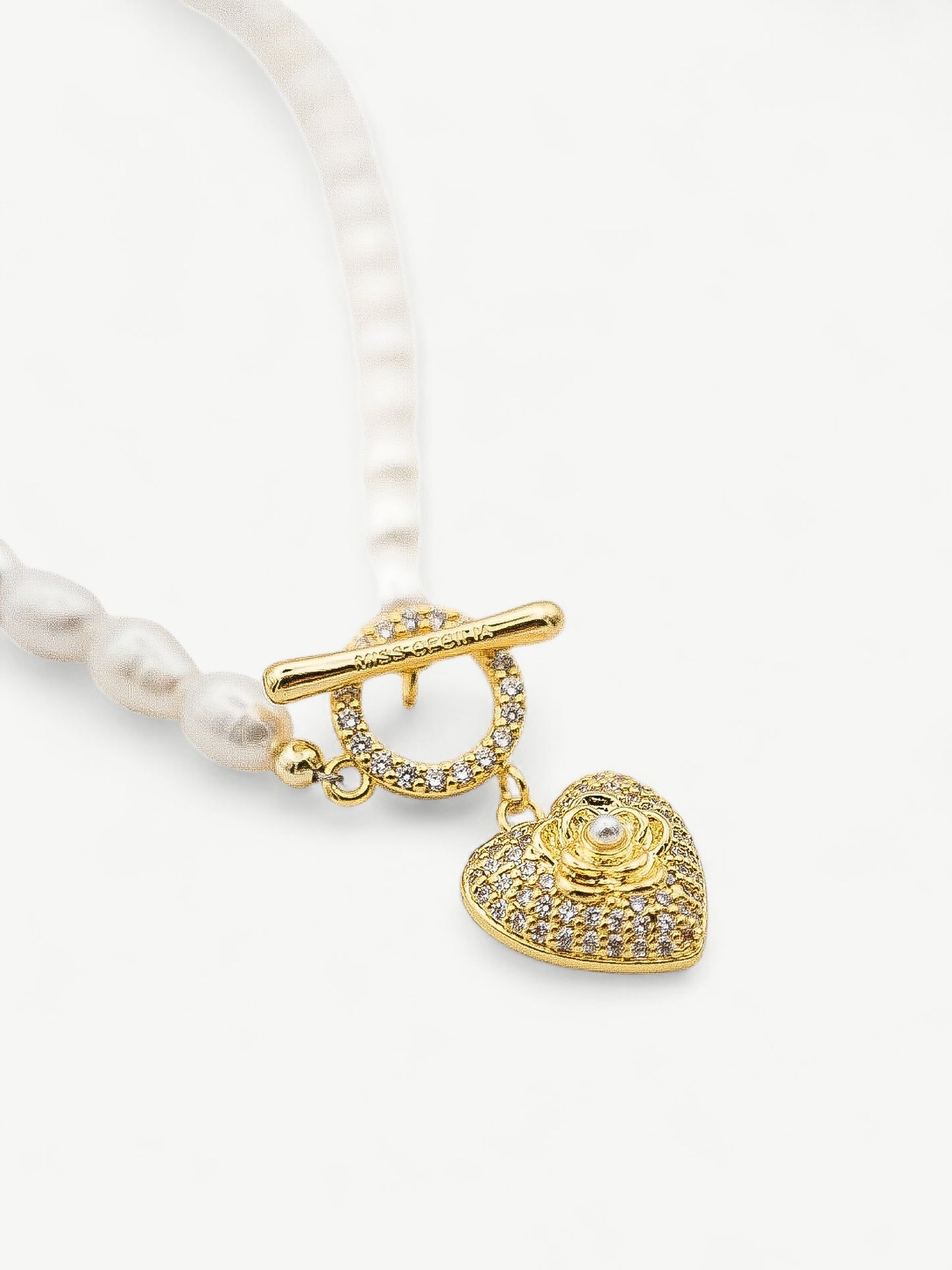 Alice Fresh Water Pearl Heart Pendant Necklace