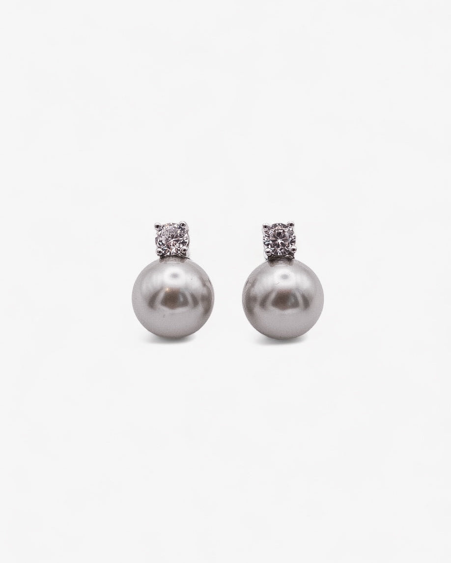 Dianna Classic Pearl Ear Studs