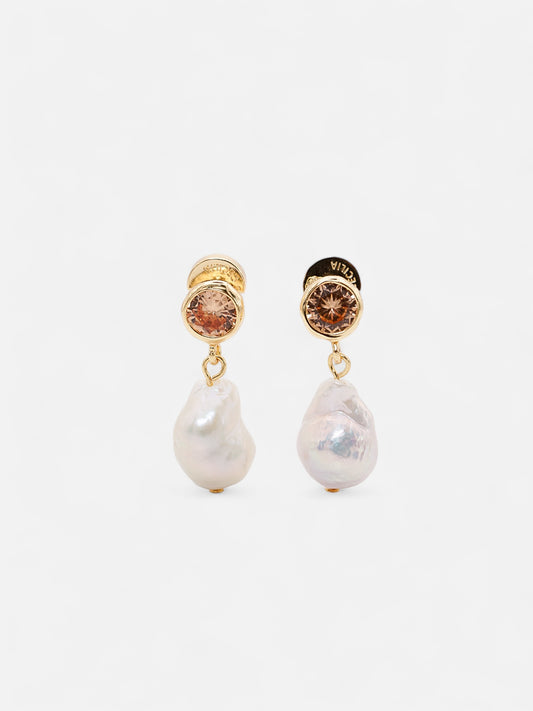 Faye Baroque Pearl Earrings