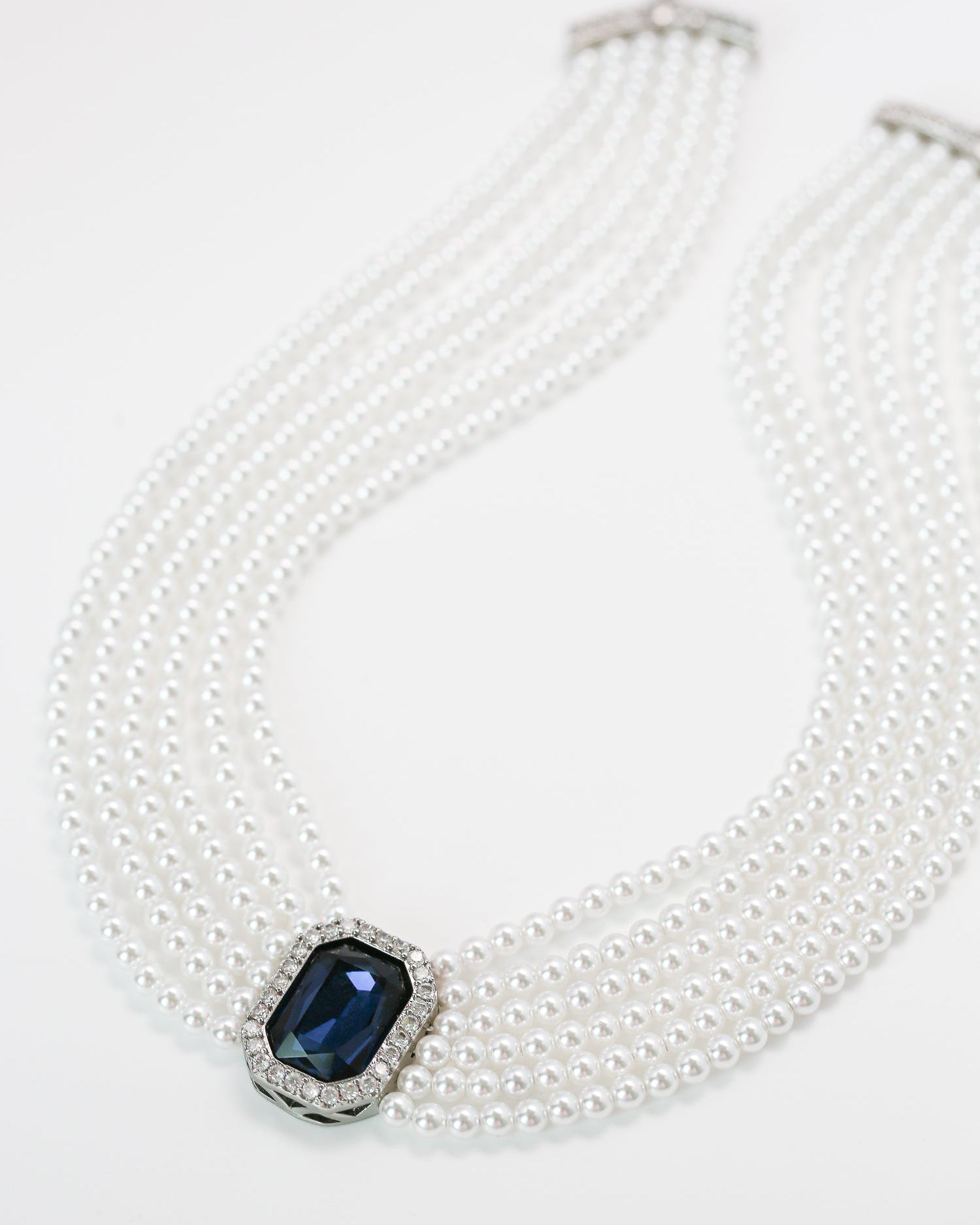 Victoria Pearl Ladies Choker