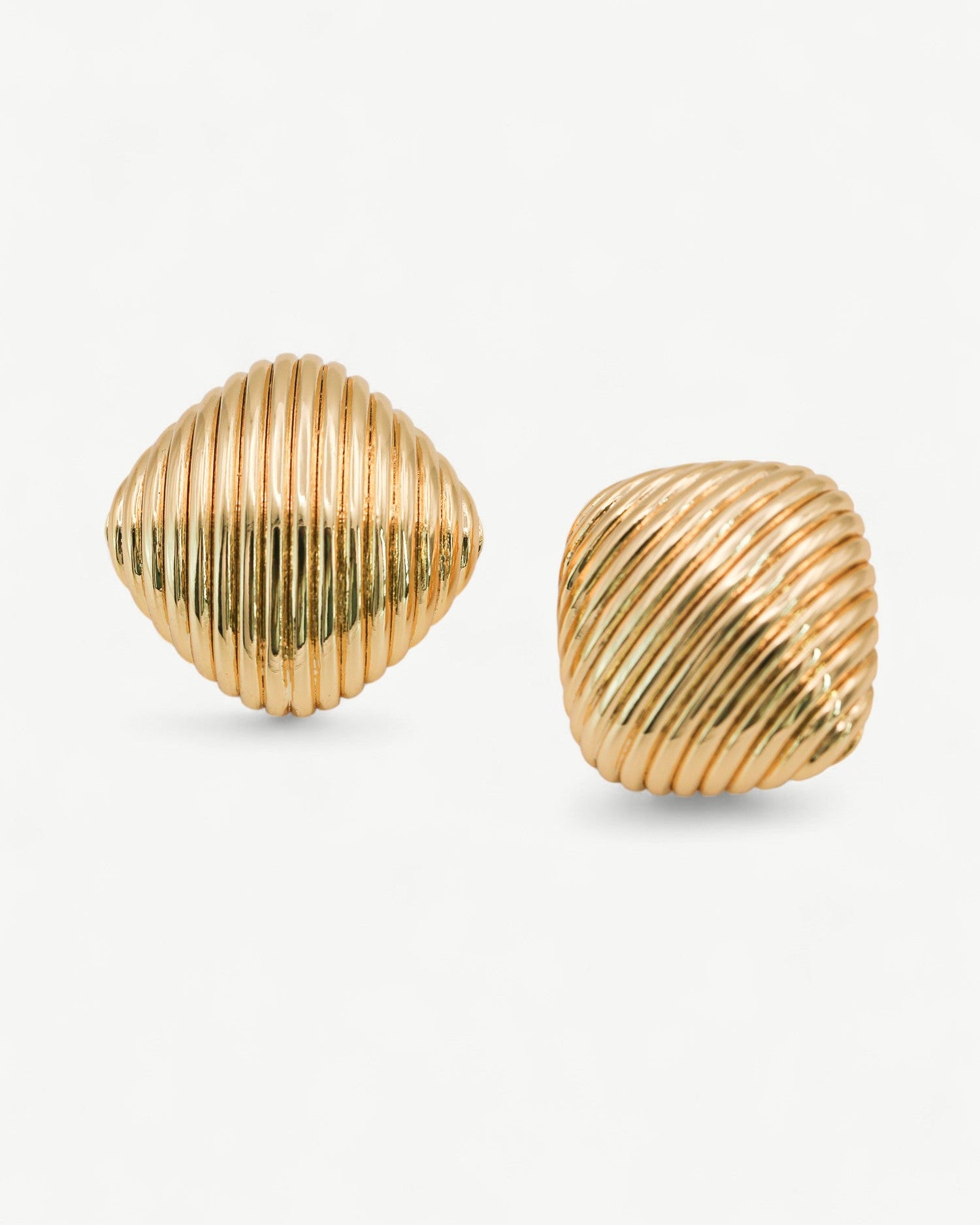 Vera Stud Earrings