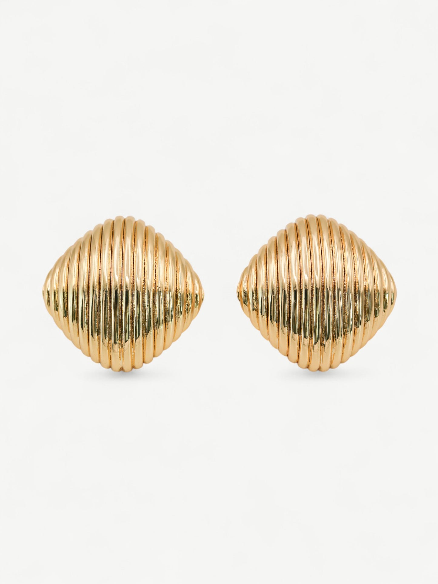 Vera Stud Earrings