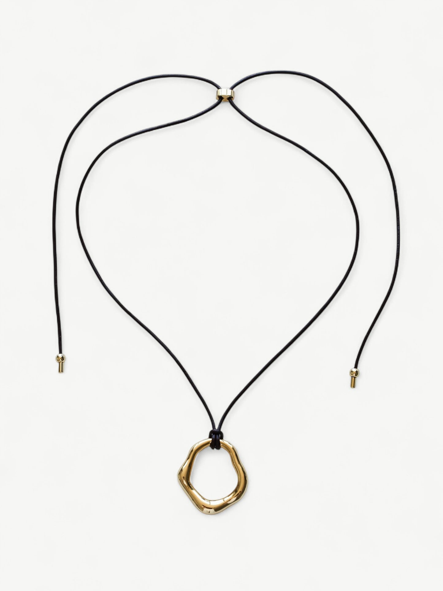 Loop Necklace