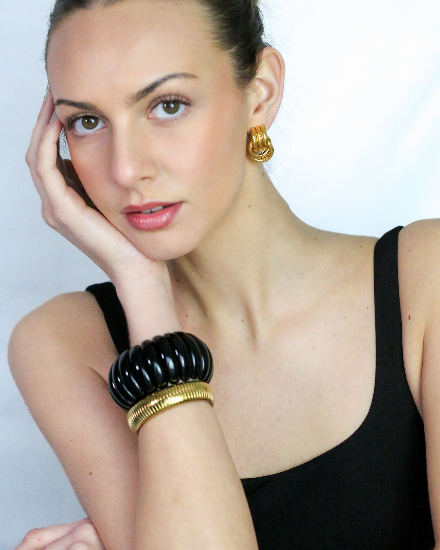 The Rope Knot Studs