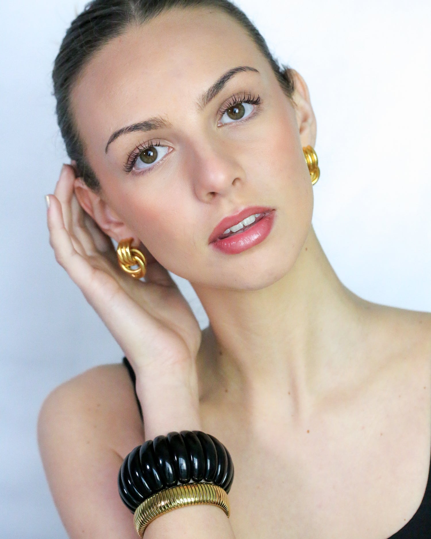 The Rope Knot Studs