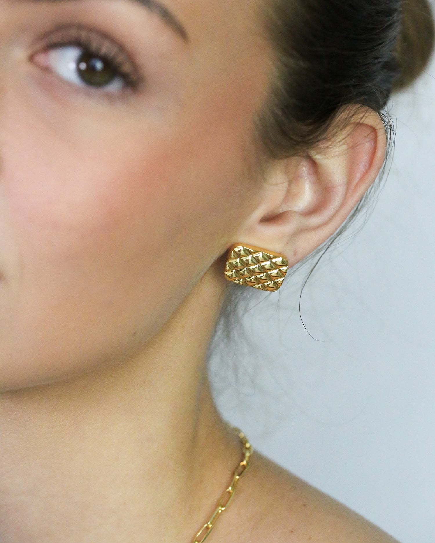 The Marilyn Studs