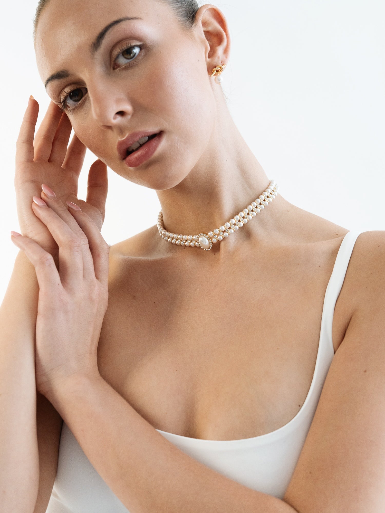 Amelia Pearl Ladies Choker